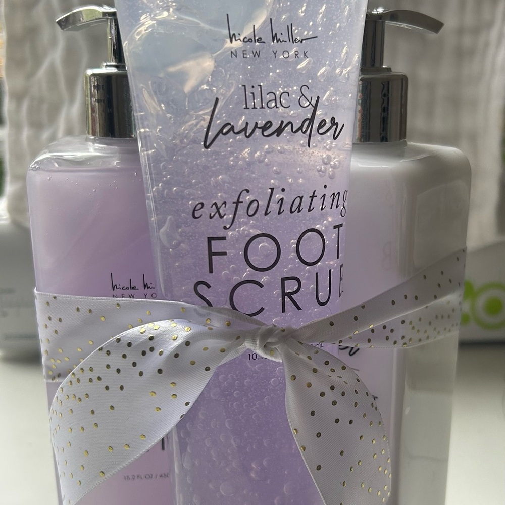 Nicole Miller Lilac & Lavender Set-Exfoliating Foot Scrub, Lotion + Bubble Bath
